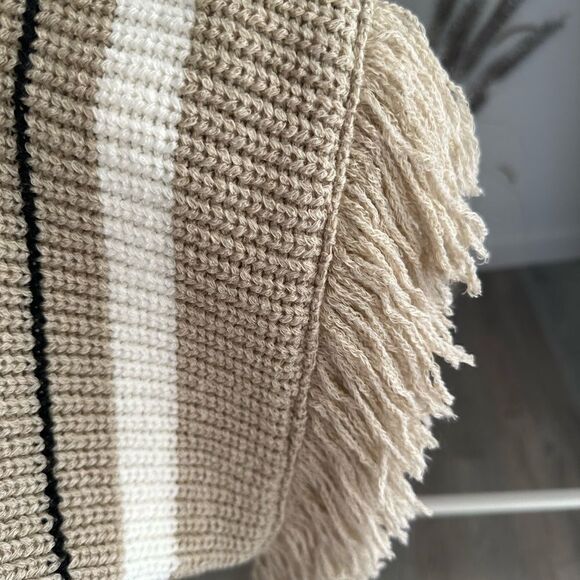 Zara Knit Fringed Striped Poncho New XS-S - Picture 4 of 6